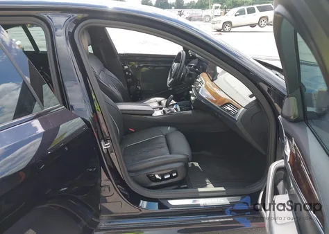 2019 BMW M550I xDrive from USA, damaged, VIN WBAJB9C51KB464591